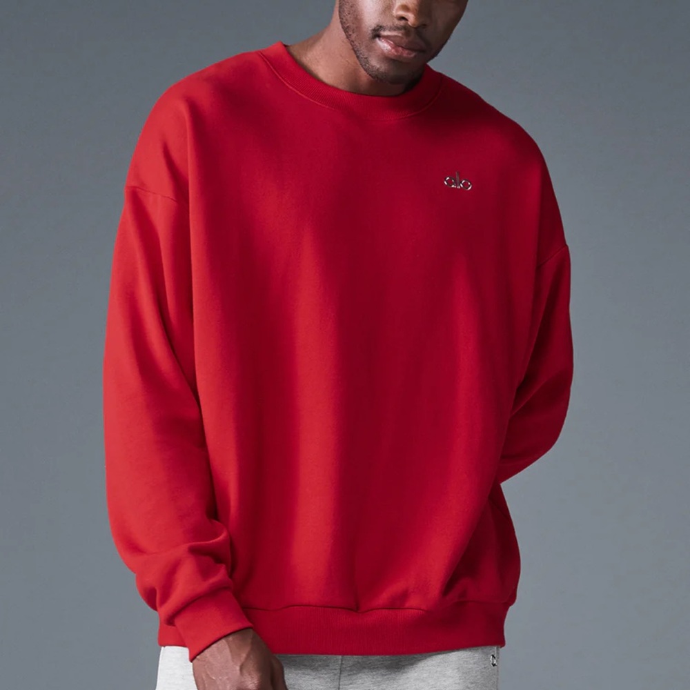 NWT Alo Yoga Accolade Crew Neck in Bold Red